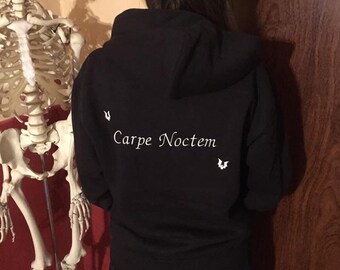Sweatshirtjacke „Carpe Noctem“