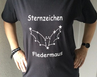 T-Shirt „Sternzeichen Fledermaus“