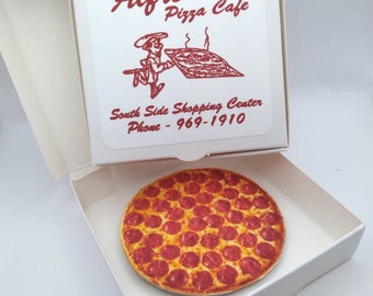 Alfredo's pizza Cafe ornament, the office gifts