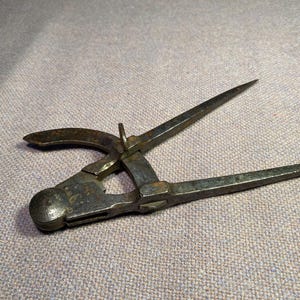 Antik smidesjärn 18 cm kompassdelare