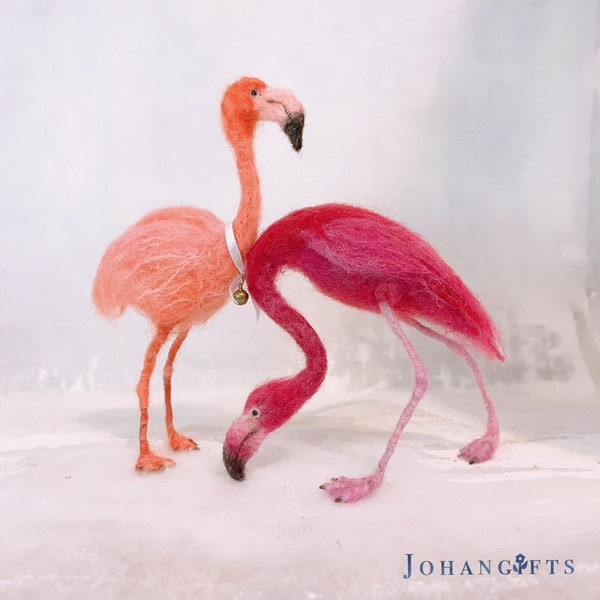 Flamingo Wolle Miniatur Skulptur, weiche Puppe rosa Flamingo Figur, Nadel gefilzter rosa Vogel, Wildlife Home Decor für Vogel-Liebhaber-Geschenk
