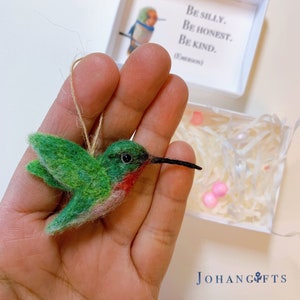 Hummingbird Gift for Bird Lover Nature-Inspired Miniature, Home Decor Wildlife Lover Gift Tree Decoration, Hummingbird Brooth Pin Gift