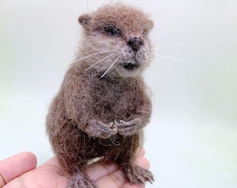Needle Felted Beaver Wool Sculpture Miniature Figurine Wildlife Art
