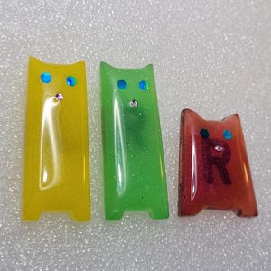 1 pair of CARTOON CAT X-Ray markers, super cute, 3 initials or numbers available, minimalist