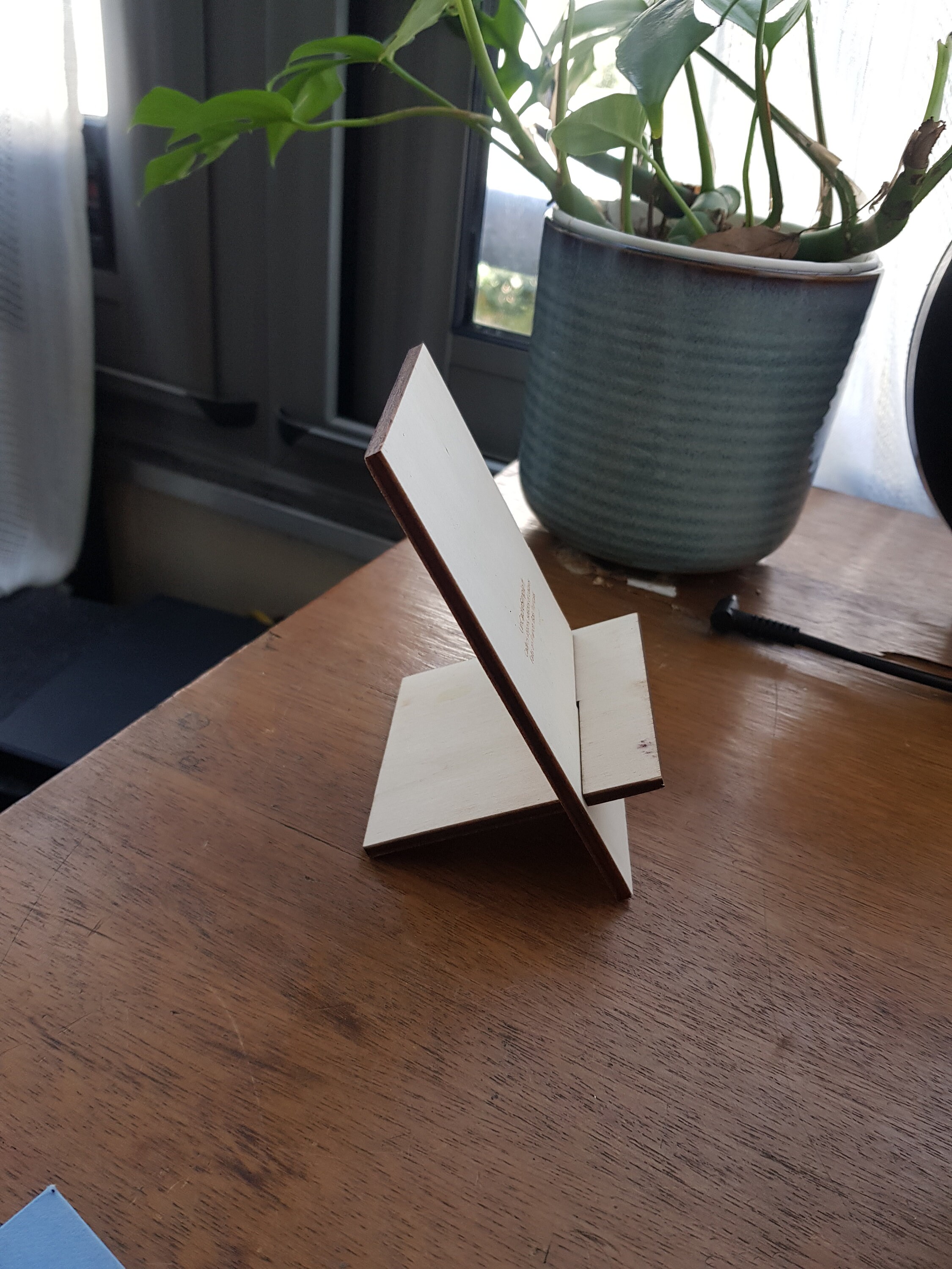 Support Pour Téléphone Portable, Cadre, Carte... Bois Français, Pliable, Simple, Léger et Pratique