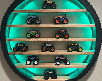 Étagère à pneus originale personnalisée Monster Truck || Présentoir pour petites voitures || Présentoir de petit train || Rangement pour petites voitures || Décoration murale || Étagère pour pneus sans fil