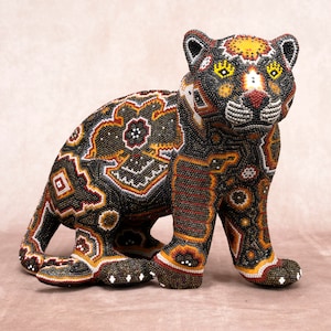 Huichol Art « JAGUAR I »