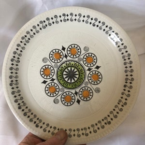Vintage Riviera Shape Kathie Winkle Renaissance pattern Dinner Plate c 1960s Mid Century Modern design, preowned in good condition.
