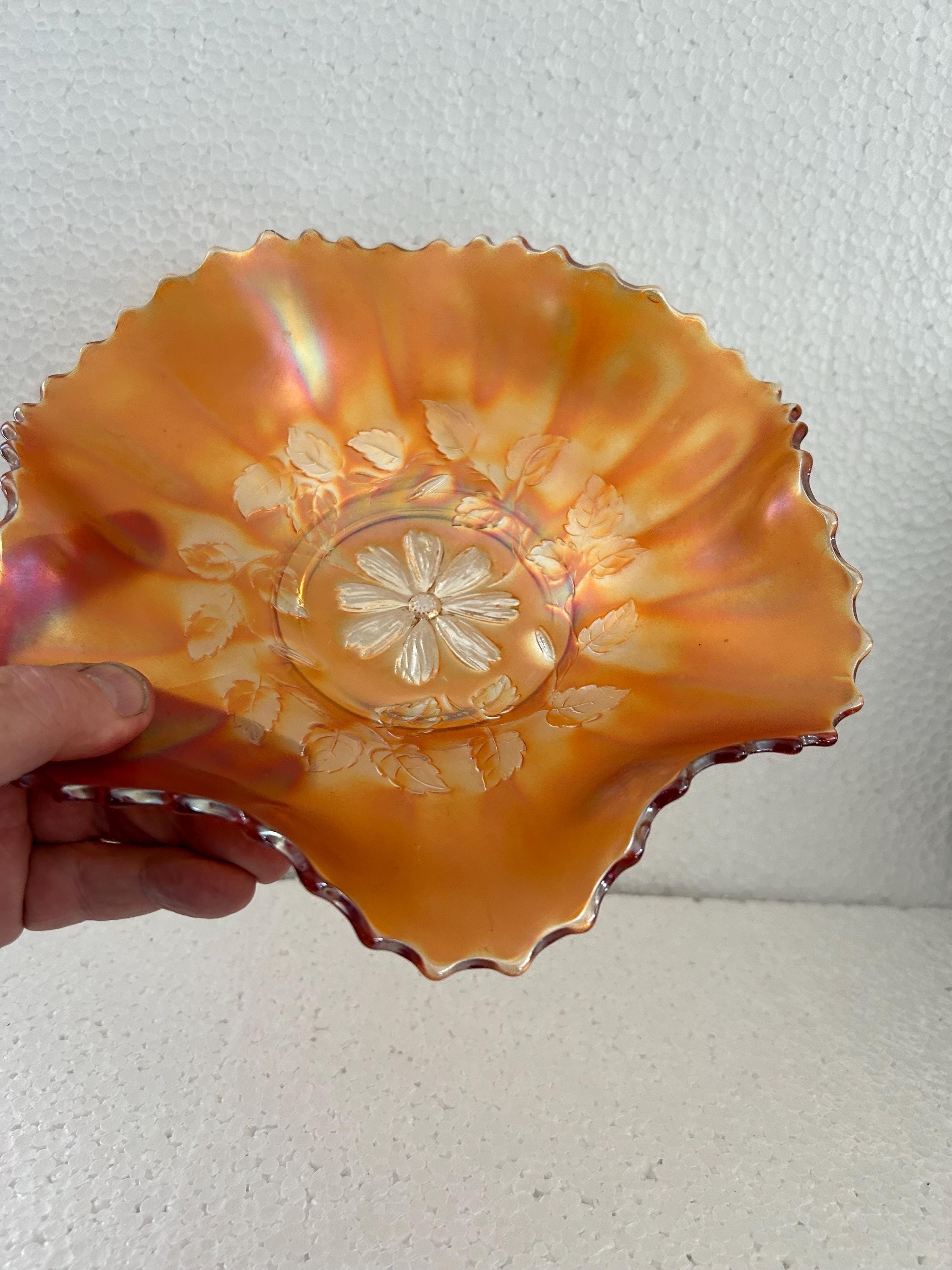 Carnival glass bowl with flower in the center - Etsy 日本