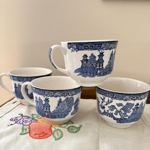 4 Collectable vintage Blue Willow cups by Johnson Bros England c 1960s Ironstone pottery showing Willow, Padoga, Bridge, Birds preowned.