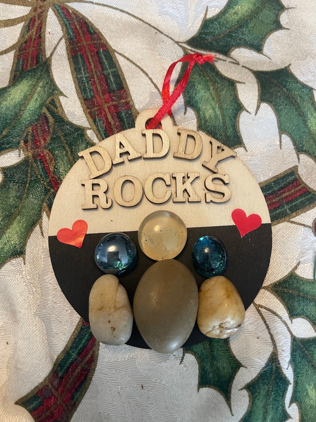 Daddy Rocks / Mommy Rocks Pebble Art Ornament - Etsy