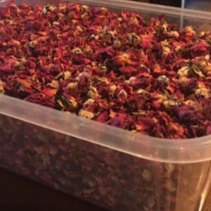 Red Rose Bud & Petal, 1lb | Whole Dried Edible Flower | Rosebud Tea | Rosa Centifolia | for Tea, Tincture, Skincare and rose oil