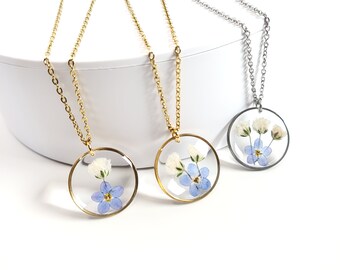 Baby Breath and Forget me not flower Necklace, Grieving Mom Gift, Handmade Pressed Flower Necklace, Baby Loss Gift, Miscarriage Gift for Mom
