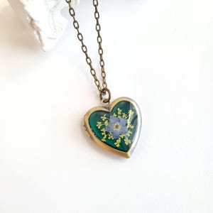 Forget Me Not Heart Photo Locket, Pressed Flower Heart Locket with Photo, Personalized Gift for Her Birthday Unique, Birthday Gifts for Mom