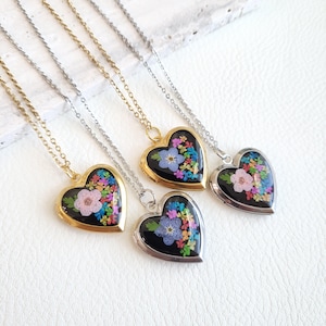 Heart photo locket necklace, pressed flower locket jewelry, unique birthday gift for her, christmas gift for women, handmade gifts, nature
