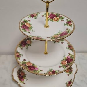 Vintage Royal Albert - Old Country Roses, High tea 3 tier cake stand