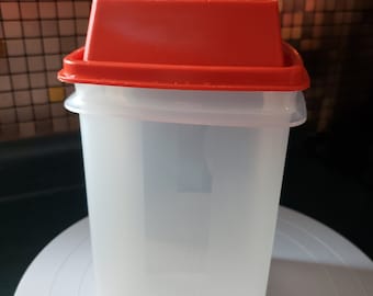 Boîte à cornichons Tupperware vintage : Récipient en plastique jaune