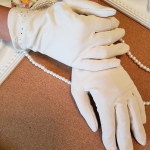 Beige Formal Gloves