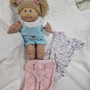 Cabbage Patch Doll, blonde Haare und grüne Augen
