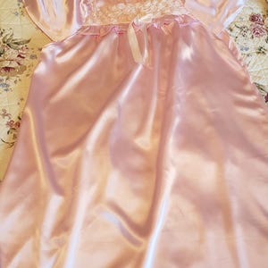 PINK Satin Nightgown.XIANKUN