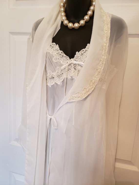 White Sheer/Satin Nightgown SET - image 3