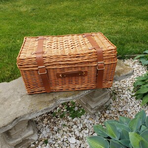 Wicker PICNIC Basket image 8