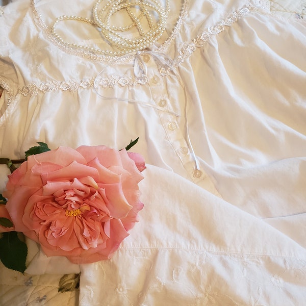 White Cotton Nightgown