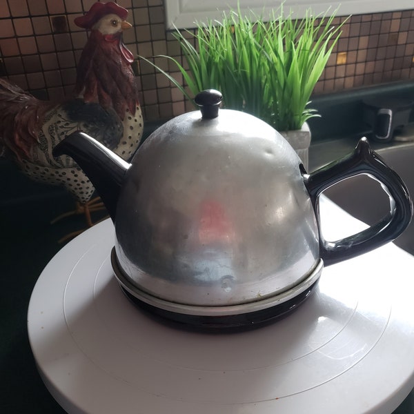 Ceramic Tea Pot with Insulated Cover