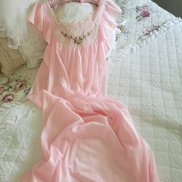 Sleeveless Pink  Nightgown