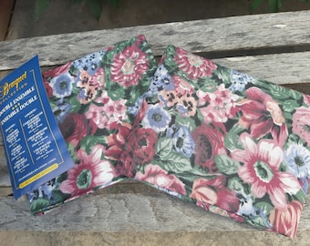 Juego de sábanas vintage con estampado floral rojo, azul y verde