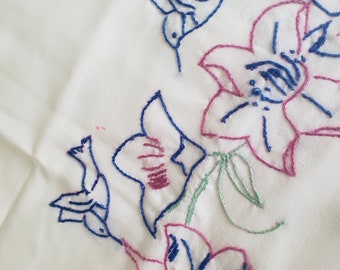 Funda de almohada…Pájaros bordados