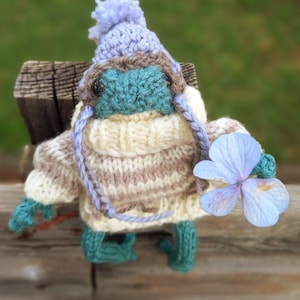 Handmade Knitted Frog Doll: Poseable Froggy with Sweater & Hat