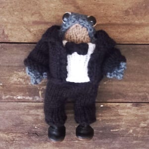 Knitted frog in formal attire, frog doll in formal suit, pocket frog in shirt, bowtie, jacket and trousers, graduation keepsake gift doll