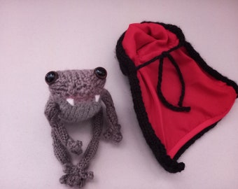 Handknit Frog vampire doll and beaded Spider friend, Halloween decoration, knitted vampire doll