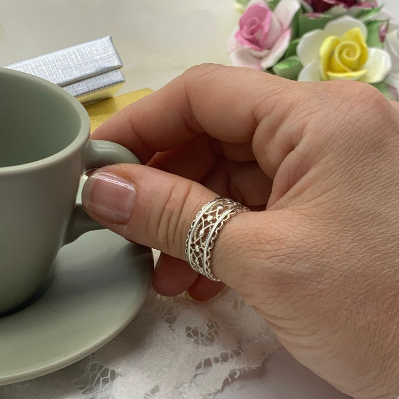 Silver Dot Patterned Vintage Band Ring-Thumb Statement Thick Adjustable Ring-Mothers Present-Christmas Gift For Her-Jewelry For Woman