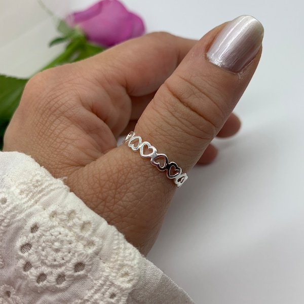 Silver Heart Thumb Ring- Adjustable Ring-Open Heart Ring-Dainty Silver Ring-Jewellery -Birthday Gift For her-Mothers Day Gift