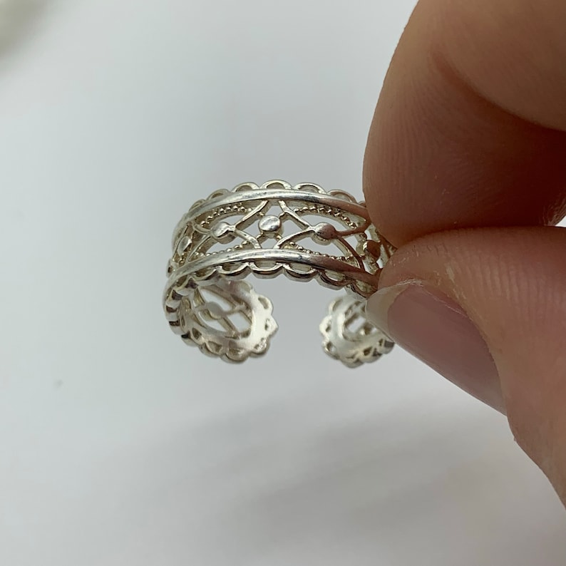 Silver Dot Patterned Vintage Band Ring-Thumb Statement Thick Adjustable Ring-Mothers Present-Christmas Gift For Her-Jewelry For Woman