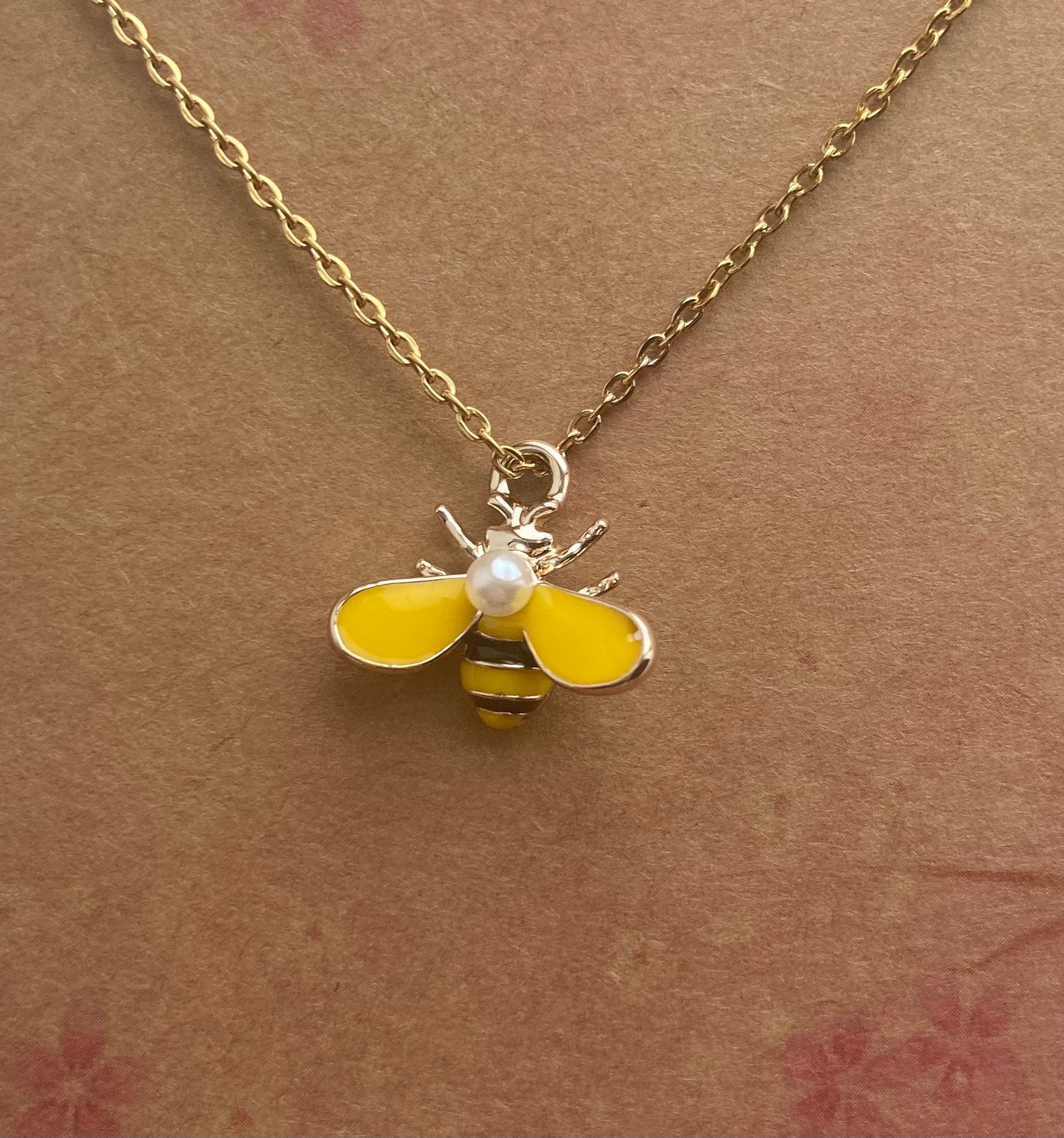 Bumble Bee Necklace with Pearl Etsy Nederland