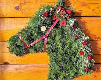 Horse Head Christmas Wreath, Real Flower Horse Wreath, Dried flower Wreath, Fresh Evergreen Wreath, Ranch Gate Wreath, Equestrian Barn Decor