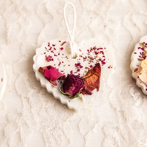 Wax Melt Rose Scent, Hanging Aroma Sachet, Soy wax sachet, Botanical Aromatherapy Wax Tablet, Soy Wax Melt with Flowers