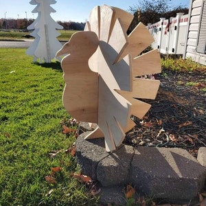 Modèle de dinde de pelouse. Grand modèle de décoration 3D pour Thanksgiving de 60 cm de haut/largeur. Modèle traçable pour bricolage en bois, carton ou découpe artisanale.