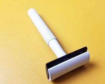 Safety Razor For Eco-Freindly Shaving | 100% Sustainable With no Plastic Parts | White and Black