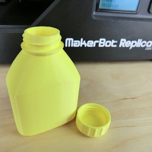 3d Printable Bottle and Screw Cap. STL File for 3D Printing - Digital ...