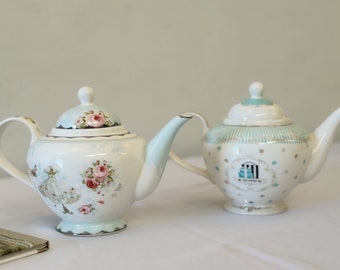 Vintage Design Royal Fine Bone China Tea Pot