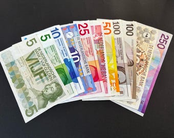 Netherlands collection of banknotes 5 - 250 gulden, 1960s - 1990s in great condition