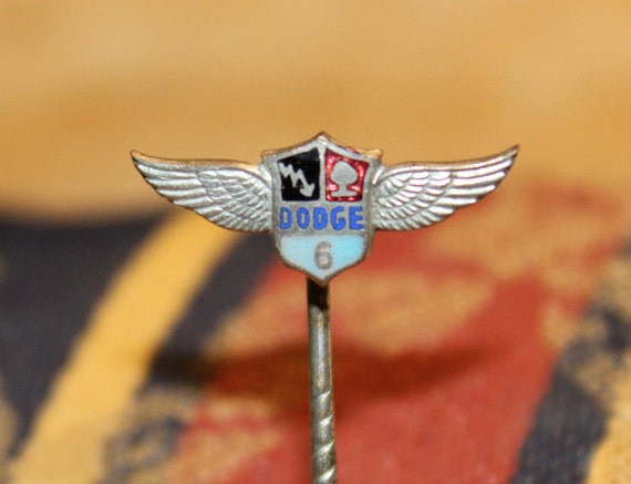 Vintage Dodge 6 emblem pin - antique enamel autom… - image 1