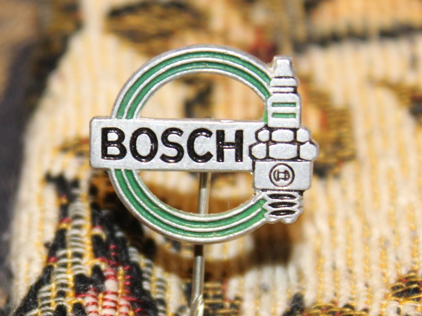 Vintage BOSCH Spark Plug Logo Pin Badge Technical Parts Advertising