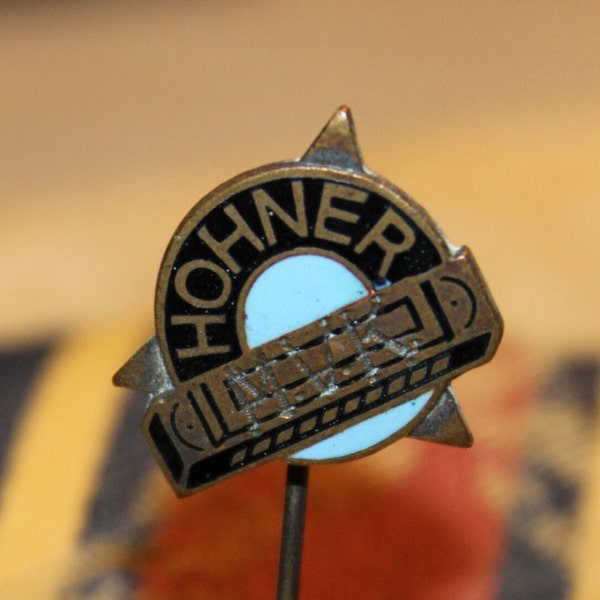 Antique Hohner harmonica pin badge - original 1920's enamel advertising emblem