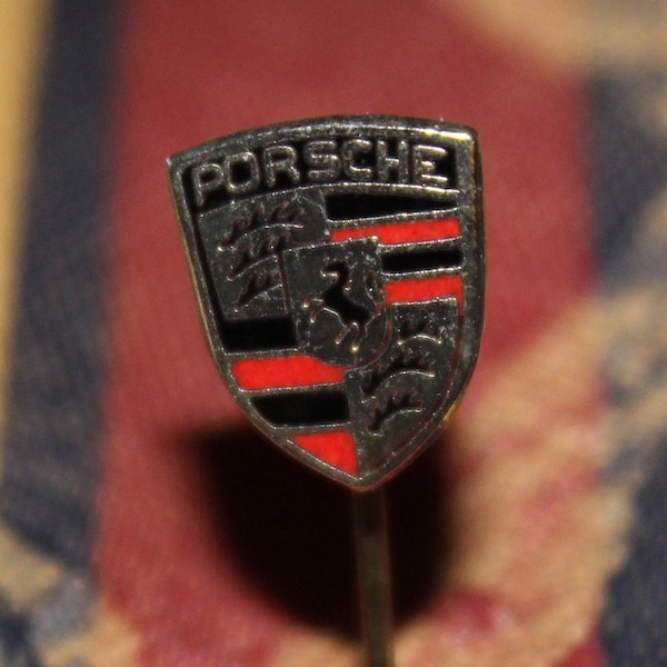 Pin's automobile Porsche vintage - insigne publicitaire vintage en émail des années 1960