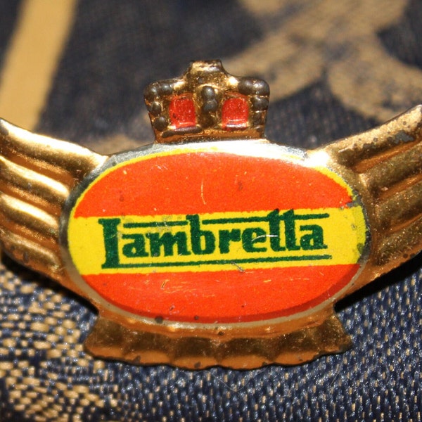 Vintage Lambretta scooter pin - moped advertising badge from the 1960's